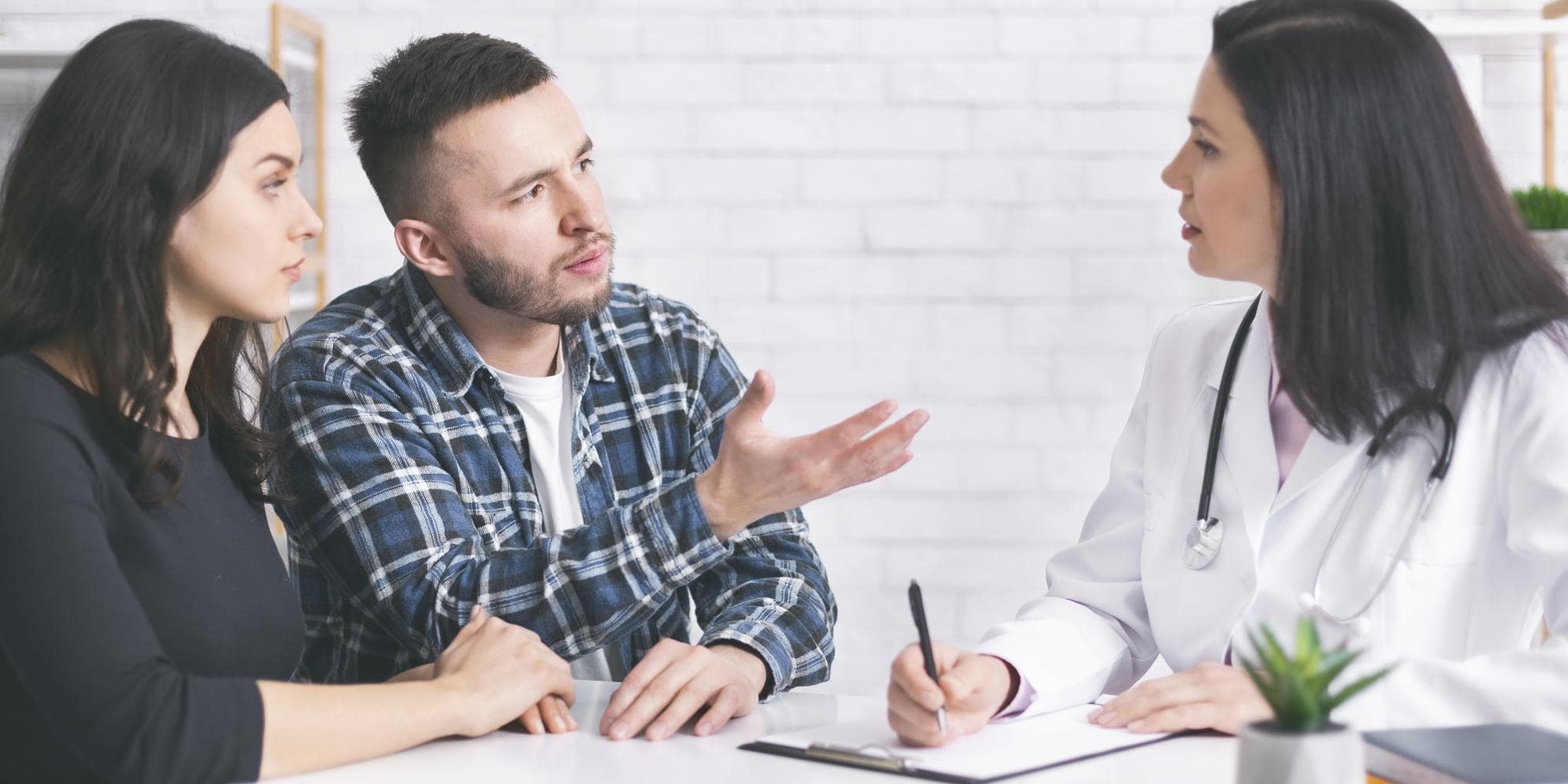 IVF vs IUI: Which Fertility Treatment Should You Try First?